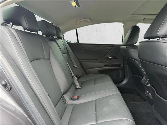 Used 2023 Lexus ES 350 w/ Premium Package FWD image 17