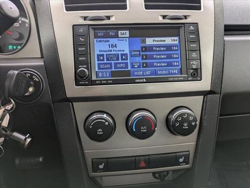 Used 2010 Dodge Avenger Express image 13