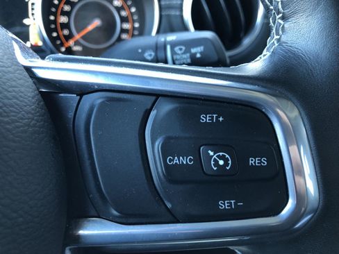 Certified 2022 Jeep Gladiator Overland w/ Popular Equipment Package image 14