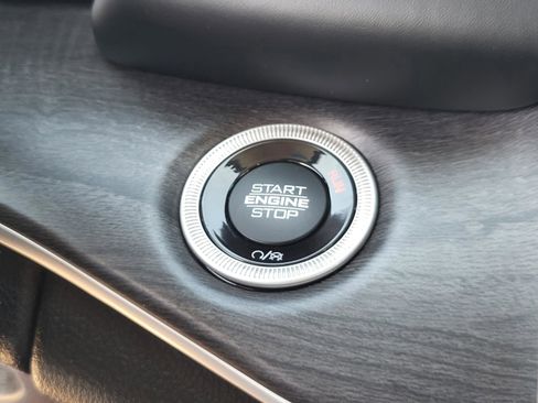 Used 2022 Jeep Grand Cherokee L Limited image 64