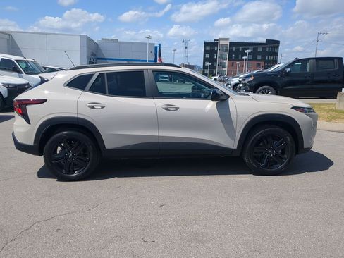 New 2026 Chevrolet Trax ACTIV w/ Driver Confidence Package FWD image 9
