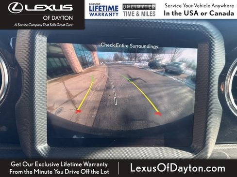 Used 2021 Jeep Wrangler Unlimited Sahara image 24