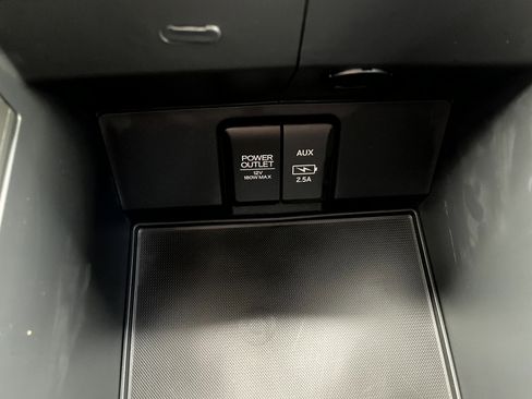 Used 2022 Honda Passport Elite image 22