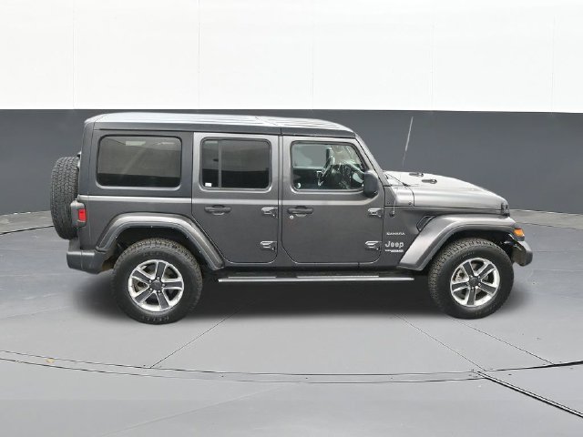 Used 2022 Jeep Wrangler Unlimited Sahara w/ Cold Weather Group AWD/4WD image 63
