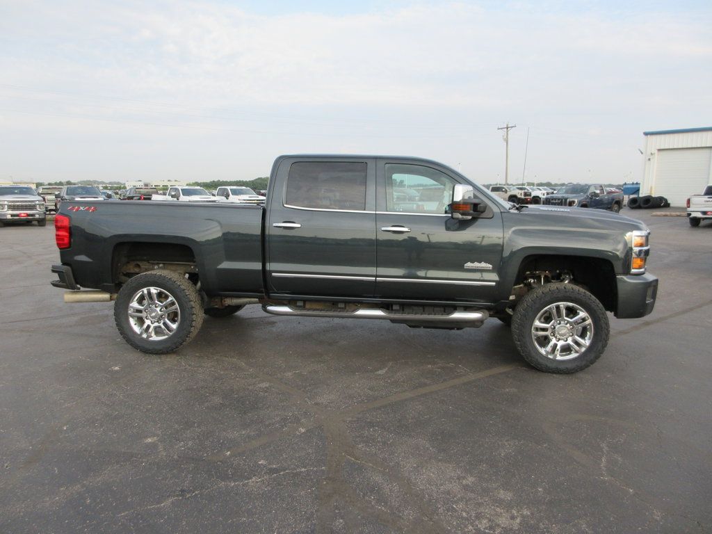 Used 2019 Chevrolet Silverado 2500 High Country w/ Duramax Plus Package AWD/4WD image 5