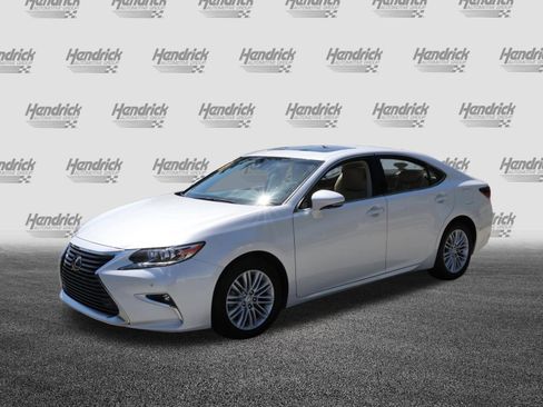 Used 2017 Lexus ES 350 w/ Premium Package FWD image 5
