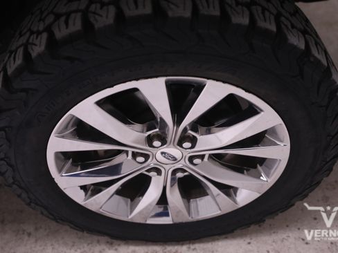 Used 2015 Ford F150 Lariat w/ Equipment Group 502A Luxury image 33