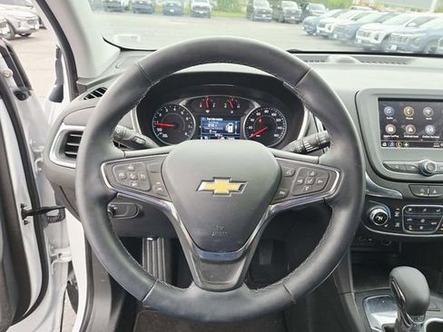 Used 2023 Chevrolet Equinox LT FWD image 15