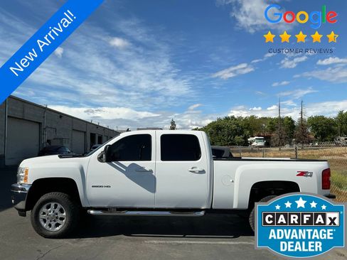 Used 2012 Chevrolet Silverado 2500 LTZ w/ LTZ Plus Package image 2