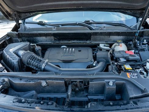 Used 2023 GMC Acadia SLE w/ Driver Convenience Package image 21