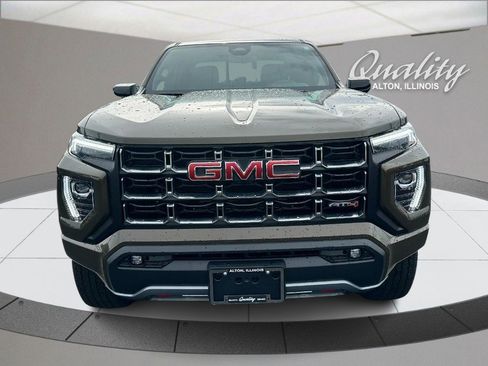 Used 2025 GMC Canyon AT4 AWD/4WD image 9