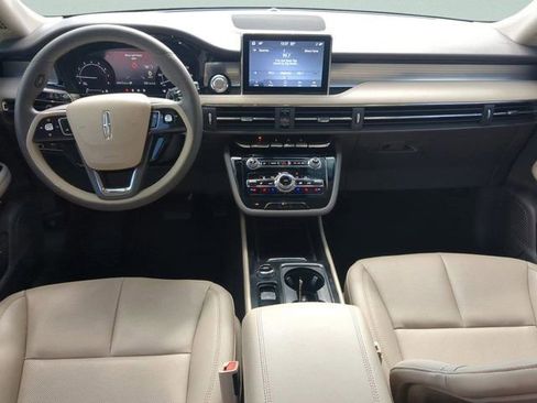 Used 2022 Lincoln Corsair FWD w/ Equipment Group 101A image 11