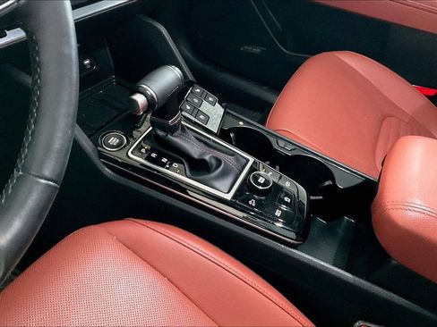 Used 2024 Kia Sportage SX image 16