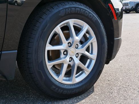 Used 2022 Chevrolet Equinox LT image 9