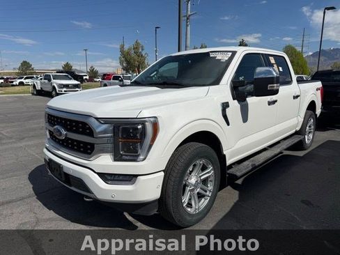 Used 2023 Ford F150 Platinum image 9