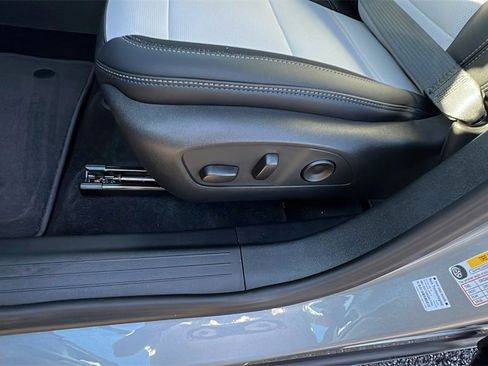 New 2026 Chevrolet Equinox EV LT image 14