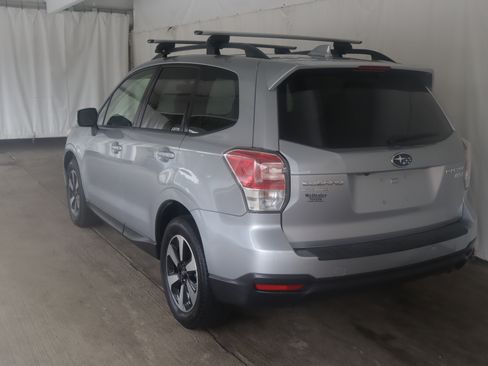 Used 2017 Subaru Forester 2.5i Premium w/ All-Weather Package image 19