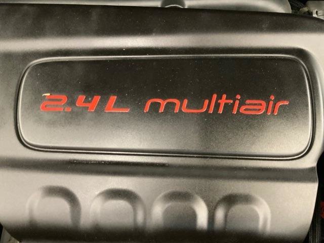 Used 2018 Jeep Compass Latitude AWD/4WD image 36