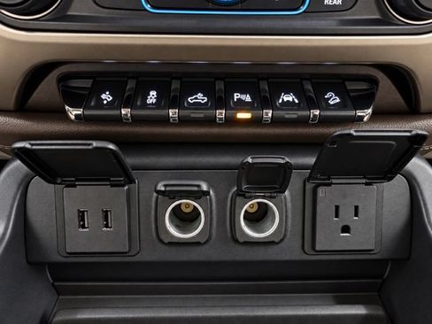 Used 2017 GMC Sierra 1500 Denali AWD/4WD image 36