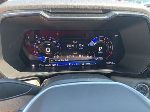 Used 2024 Chevrolet Colorado ZR2 w/ ZR2 Convenience Package III AWD/4WD image 16