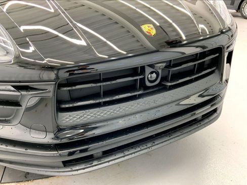 New 2026 Porsche Macan AWD/4WD image 28