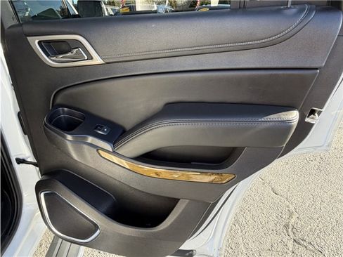 Used 2017 GMC Yukon Denali w/ Open Road Package image 31