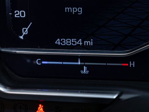 Used 2022 GMC Sierra 1500 AT4 w/ AT4 Premium Package image 21