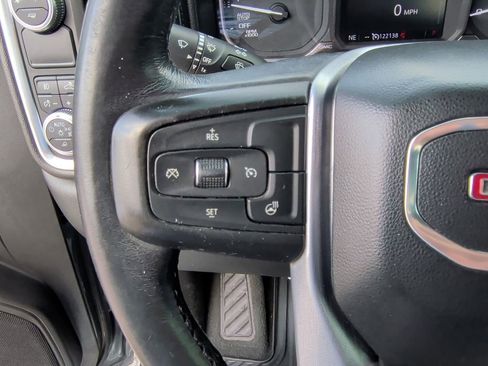 Used 2019 GMC Sierra 1500 SLT image 17