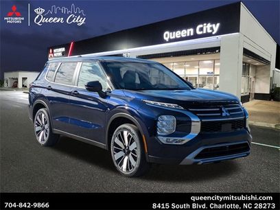 New 2025 Mitsubishi Outlander SE
