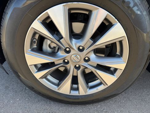 Used 2015 Nissan Murano S w/ Navigation Package image 25