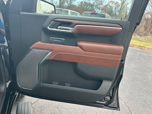 Used 2024 GMC Sierra 1500 Denali Ultimate image 15