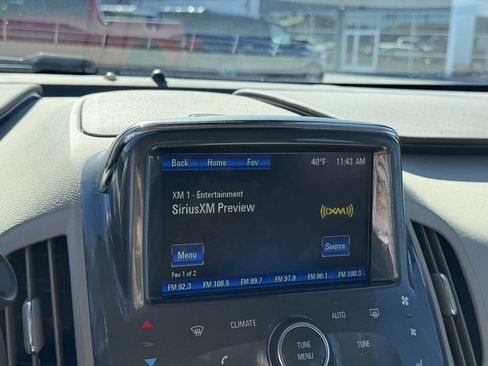 Used 2013 Chevrolet Volt Premium w/ Premium Trim Package image 19