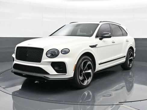 Certified 2022 Bentley Bentayga AWD/4WD image 1