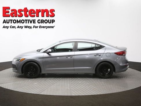 Used 2017 Hyundai Elantra SE w/ Cargo Package image 56