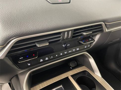 Certified 2025 MAZDA CX-90 Plug-In Hybrid w/Premium Sport image 8