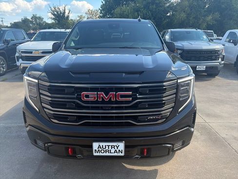 New 2026 GMC Sierra 1500 AT4 w/ AT4 Premium Package AWD/4WD image 9