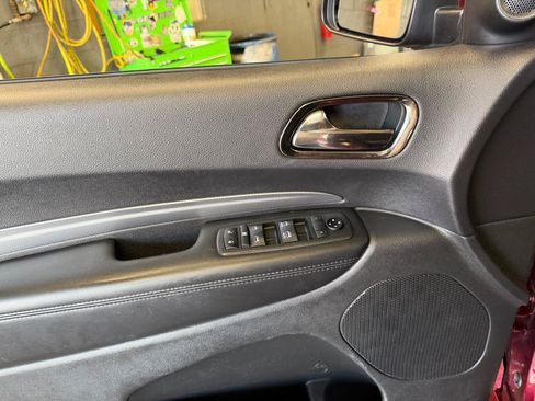 Used 2019 Dodge Durango GT AWD/4WD image 9