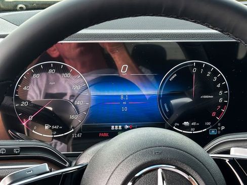 Used 2025 Mercedes-Benz GLE 450e 4MATIC image 14