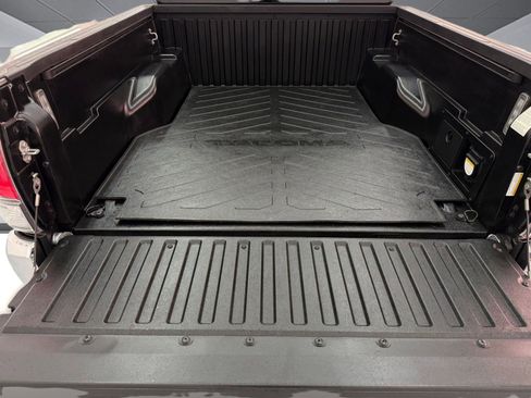 Used 2023 Toyota Tacoma TRD Off-Road image 30