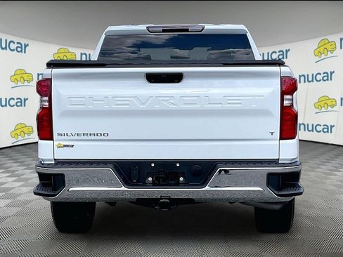 Used 2024 Chevrolet Silverado 1500 LT AWD/4WD image 5