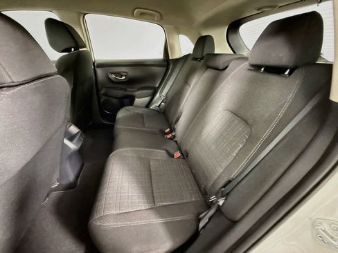 Certified 2027 Honda HR-V LX image 21