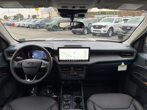 New 2025 Ford Maverick Tremor image 24