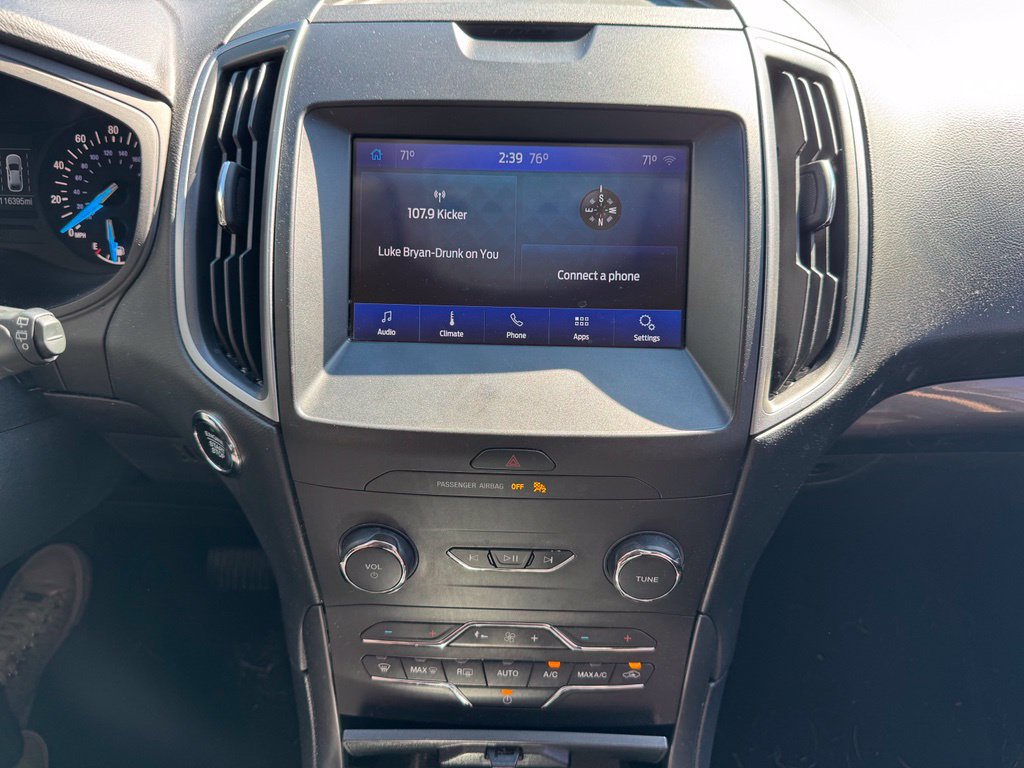 Used 2020 Ford Edge SE FWD image 21