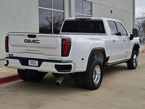 Used 2024 GMC Sierra 3500 Denali Ultimate image 4