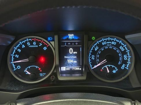 Used 2023 Toyota Tacoma SR5 RWD image 15
