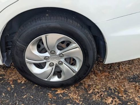 Used 2014 Honda Civic LX image 10