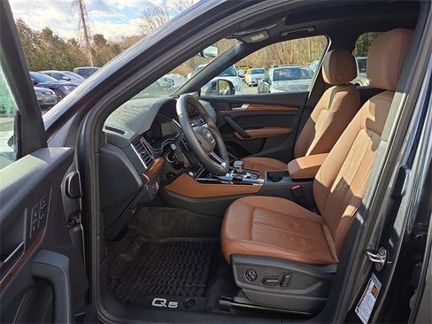 Certified 2023 Audi Q5 2.0T Premium Plus w/ Premium Plus Package image 14