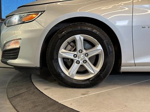 Used 2019 Chevrolet Malibu LS image 25