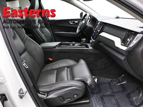 Used 2021 Volvo XC60 T5 Inscription AWD/4WD image 25