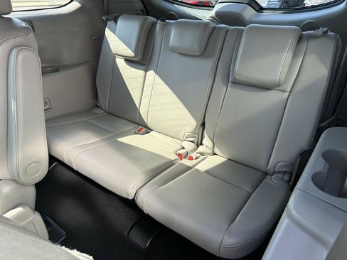 Used 2016 Toyota Highlander Limited AWD/4WD image 17